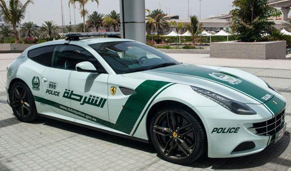 Ferrari-FF-Dubai-Police-2