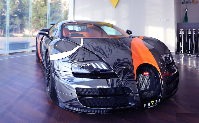 Bugatti Veyron Australia front angle