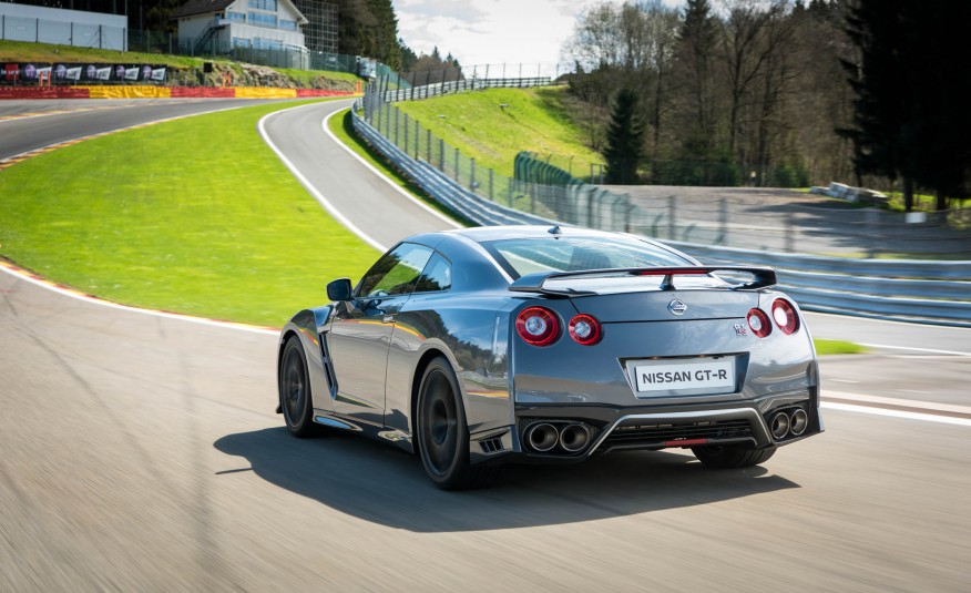 Grey 2017 Nissan GT-R driving on race track